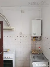 Apartament 2 camere, cu balcon si parcare-zona Tractorul 