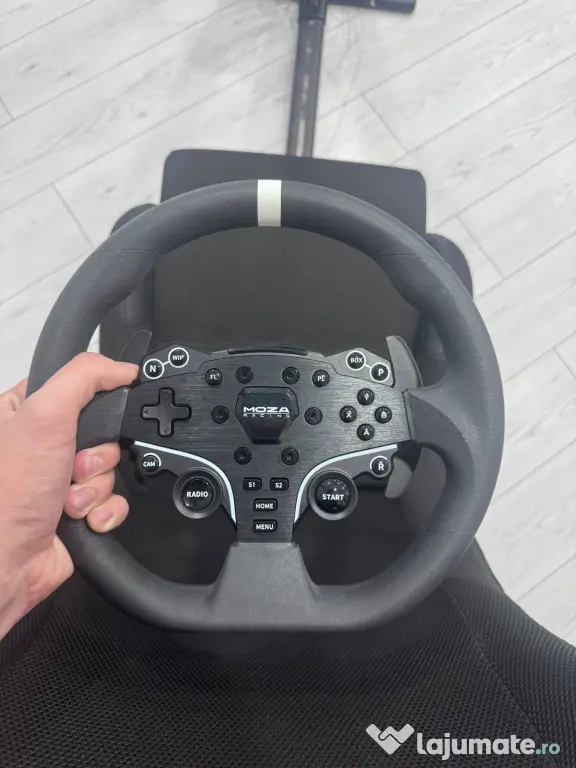 Volan Sim Racing MOZA R3 + Pedale SR-P Lite (PC) + Scaun PLAYSEAT (CA NOU)
