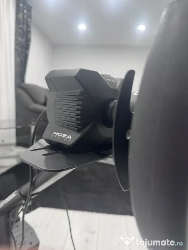 Volan Sim Racing MOZA R3 + Pedale SR-P Lite (PC) + Scaun PLAYSEAT (CA NOU)