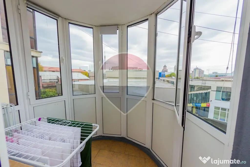 Apartament cu 3 camere de închiriat în zonă ultracentral (parcul Mara) - Baia Mare (Maramures)