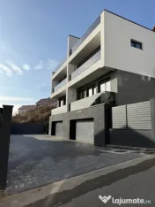 Duplex cu 5 camere in Floresti zona Donath Park 