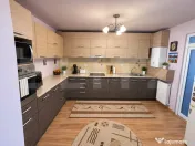 Apartament 2 camere, 61mp, parcare, etaj intermediar 