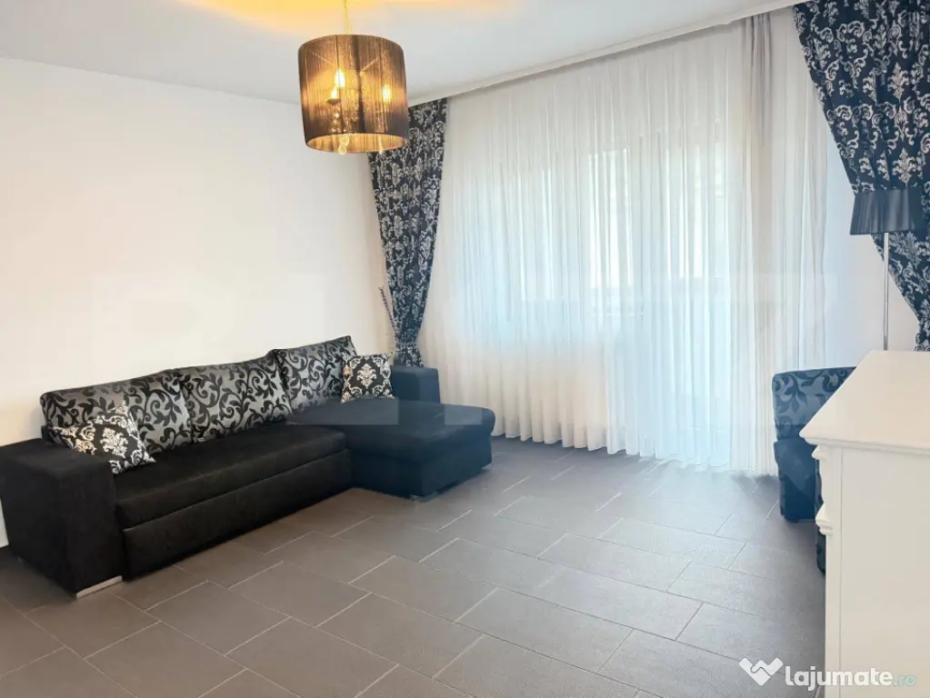 Închiriere Apartament 3 Camere Ultracentral - Oradea (Bihor)