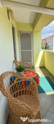 Apartament 2 camere decomandate et. 2 Mihai Viteazul 