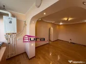 Apartament 3 camere zona Vest 
