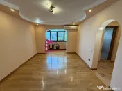 Apartament 3 camere zona Vest 