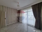 De închiriat casă cu 5 camere, în zona Dealuri Oradea 