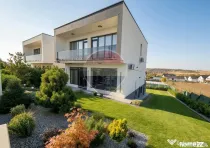 De închiriat casă cu 5 camere, în zona Dealuri Oradea