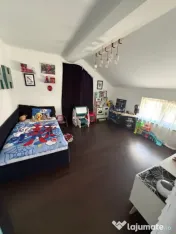 Casă S/P+1+M , 166 mp utili, zona Consul 