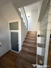 Casă S/P+1+M , 166 mp utili, zona Consul 