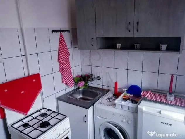COMPLEX - APARTAMENT 1 CAMERA - mobilat, utilat, decomandat - Timisoara (Timis)
