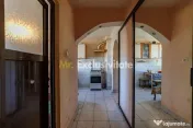 Apartament Trivale et.1 linga Piata si Sc.12 