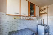 Apartament Trivale et.1 linga Piata si Sc.12 