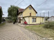 Vand casa individuala 170 mp utili si teren 800 mp - Muresen 