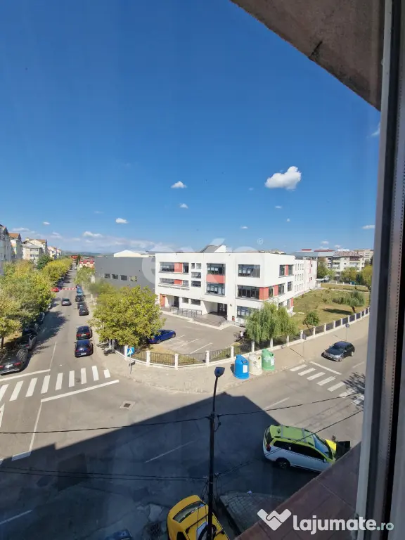 APARTAMENT 3 CAMERE DE INCHIRIAT – MICRO 3 - Targoviste (Dambovita)