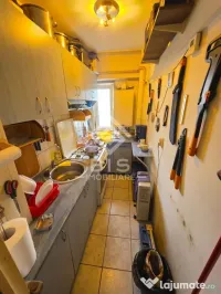 Garsonieră de VÂNZARE etaj 3