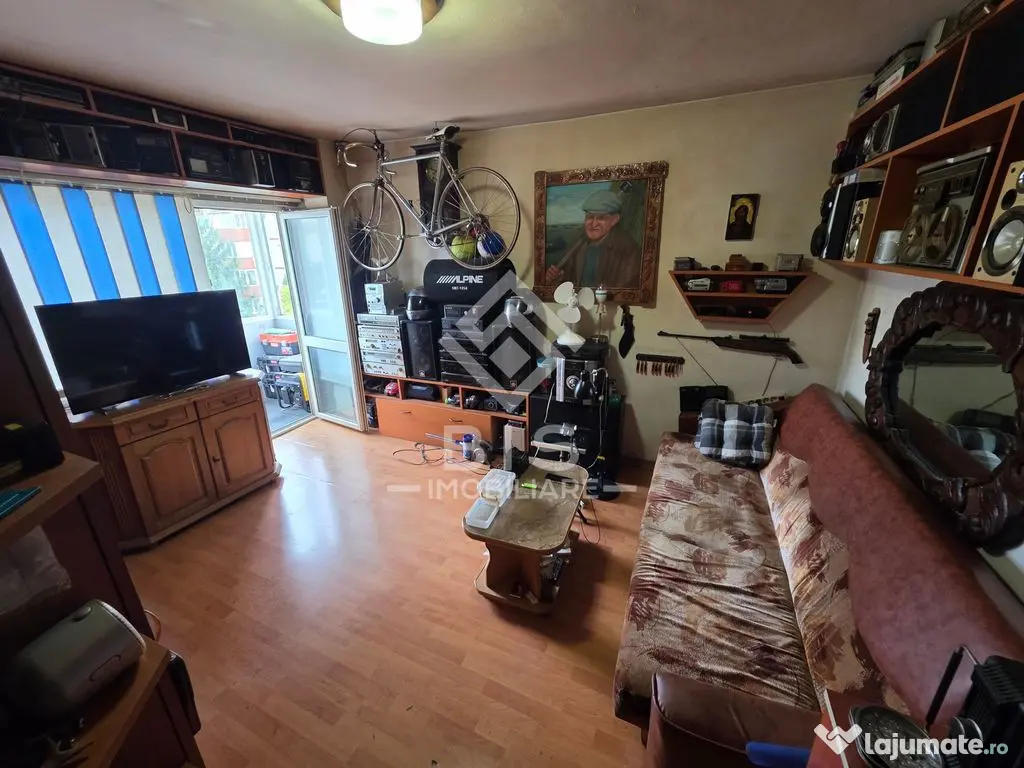 Garsonieră de VÂNZARE etaj 3 - Bistrita (Bistrita-Nasaud)