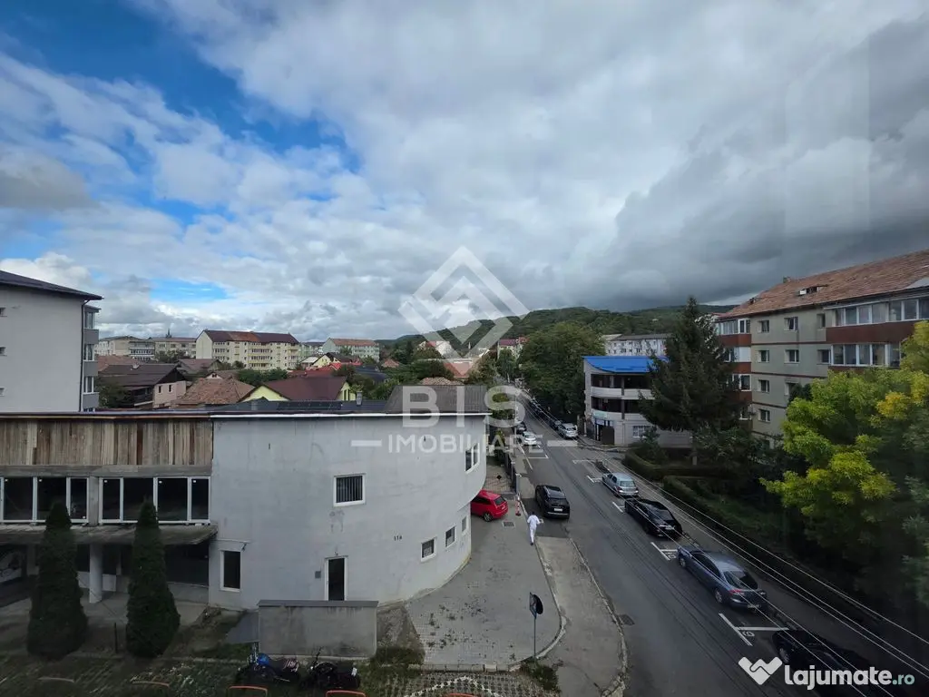 Garsonieră de VÂNZARE etaj 3 - Bistrita (Bistrita-Nasaud)
