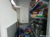Apartament 3 camere, etaj 1, centrala proprie, bloc izolat - 