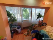 Apartament 3 camere, etaj 1, centrala proprie, bloc izolat - 