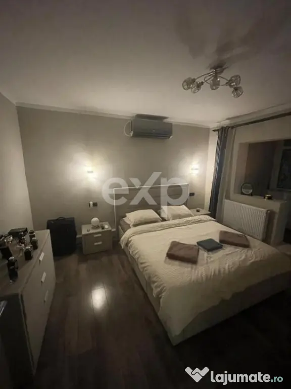 Apartament 3 Camere Decomandat, 80 mp, Etaj 2 - Zona Clubul - Targoviste (Dambovita)