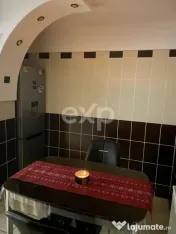Apartament 3 Camere Decomandat, 80 mp, Etaj 2 - Zona Clubul 