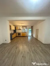 Casa in Stupini - teren 2200 mp, acces DN 13, potential investitional! 