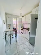 Garsonieră spațioasă cu bucătărie separată și balcon – Drumul Binelui