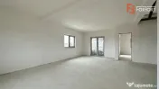 Duplex cu 3 camere, pod mansardabil si panouri fotovoltaice 