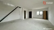 Duplex cu 3 camere, pod mansardabil si panouri fotovoltaice 