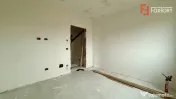 Duplex cu 3 camere, pod mansardabil si panouri fotovoltaice 