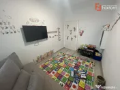 Apartament cu 3 camere si 2 bai, etaj 2 in Giroc 