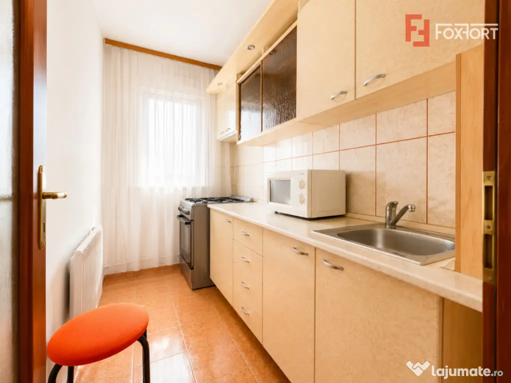 Apartament 3 camere semidecomandat, Aurel Vlaicu-Arad - Arad (Arad)