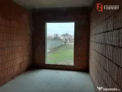 Casa individuala cu 5 camere de vanzare in localitatea Dumbr 