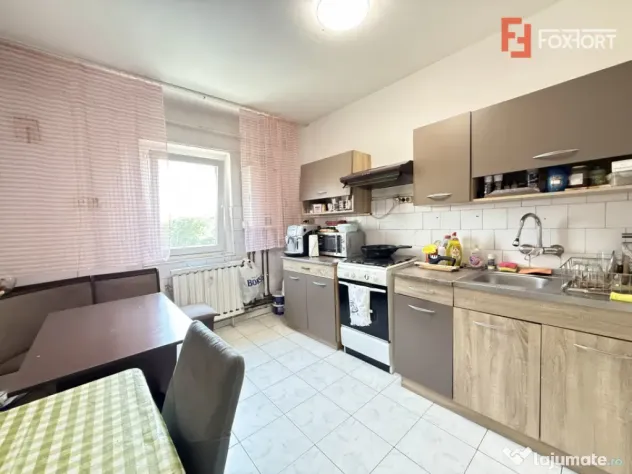 COMISION 0% - Apartament cu 4 camere, 79 mp utili, de vanzar - Timisoara (Timis)
