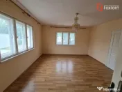 Casa cu 3 camere si teren de 2096 mp in Ianova 