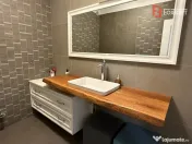 COMISION 0% Casa individuala cu 8 camere, de vanzare in zona 