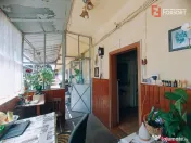 COMISION 0% Casa cu 4 apartamente la curte comuna cu teren t