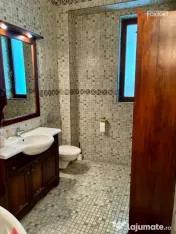 Casa individuala cu 5 camere si teren de 1 hectar - Ghioroc 