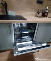 Apartament 2 camere, Zona Central - Renovat, mobilat si util 