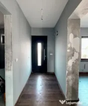 Duplex intreg, cu 6 camere, parter - 144 mp, zona Sacalaz 