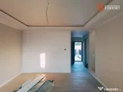 Duplex de vanzare cu 5 camere si teren de 270 mp - Mosnita N 