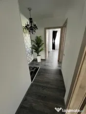 Vanzare Casa 4 camere; 103 mp; 3 bai , Teilor