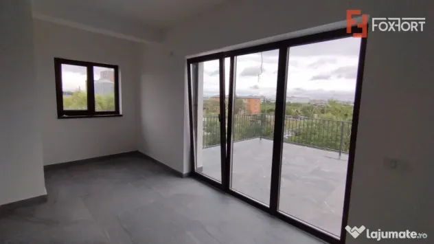 Apartament 3 camere, Zona Freidorf - Scara interioara, teras - Timisoara (Timis)