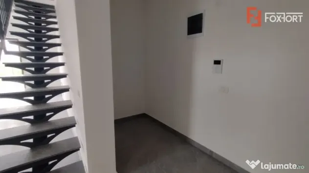 Apartament 3 camere, Zona Freidorf - Scara interioara, teras - Timisoara (Timis)