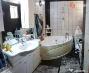 Apartament 3 camere, Lipovei - loc de parcare, balcon 