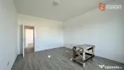 Apartament cu doua camere, decomandat in Giroc - ID V754 