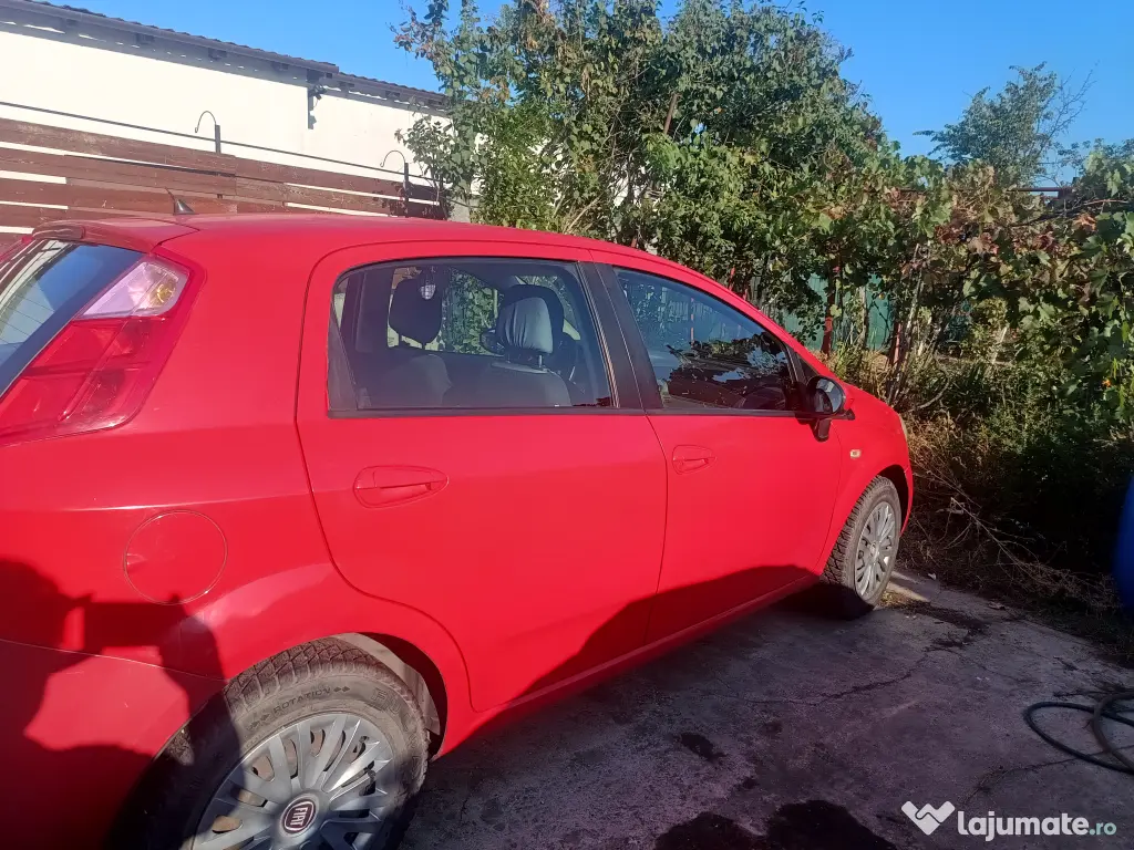 Vând Fiat Grande Punto