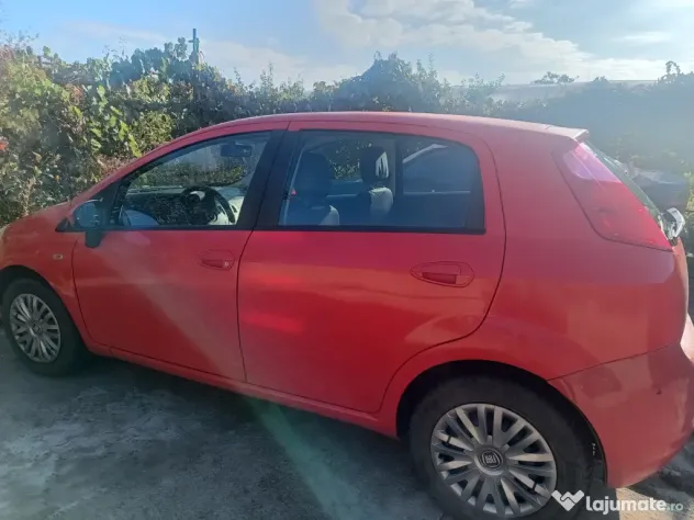 Vând Fiat Grande Punto