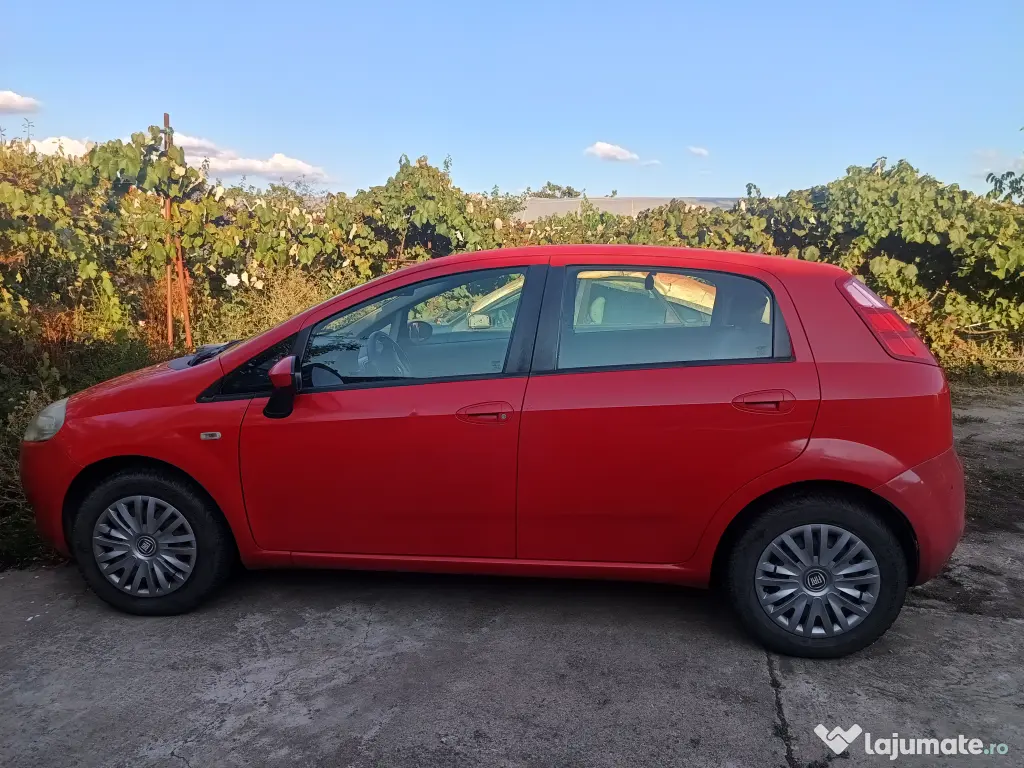 Vând Fiat Grande Punto